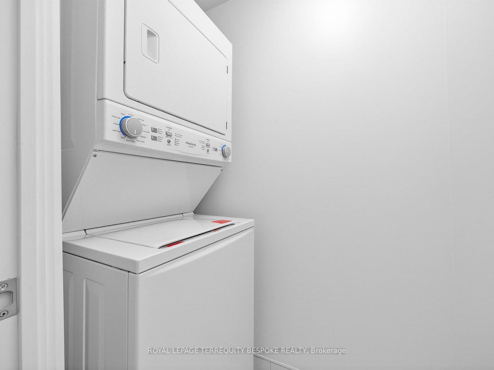 158 Front Street E, Unit 419 thumbnail 26