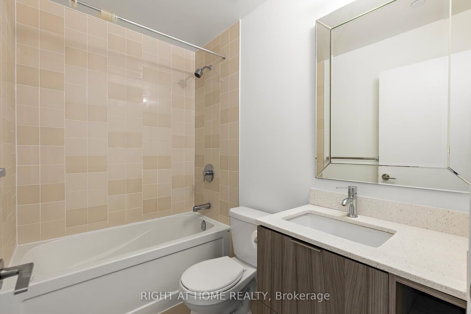52 Forest Manor Road, Unit 108 thumbnail 29