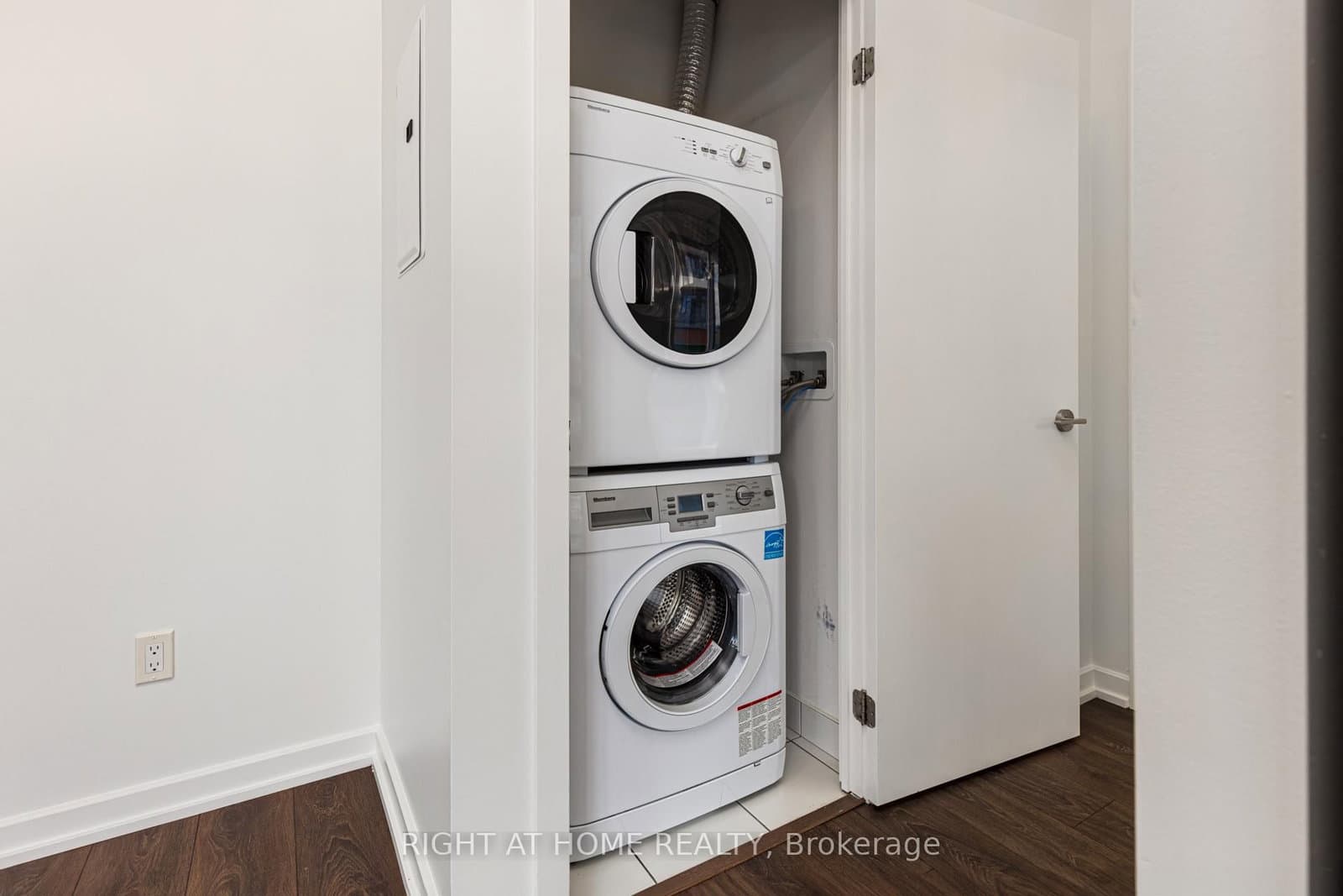 52 Forest Manor Road, Unit 108 thumbnail 33