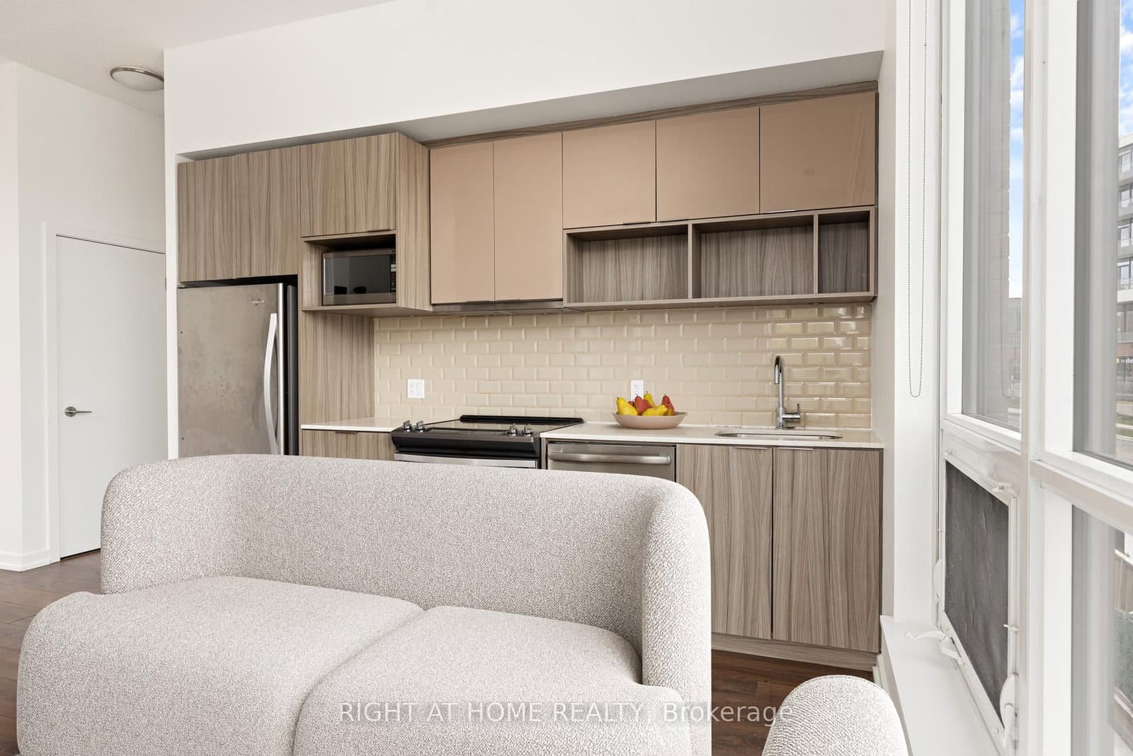 52 Forest Manor Road, Unit 108 thumbnail 8