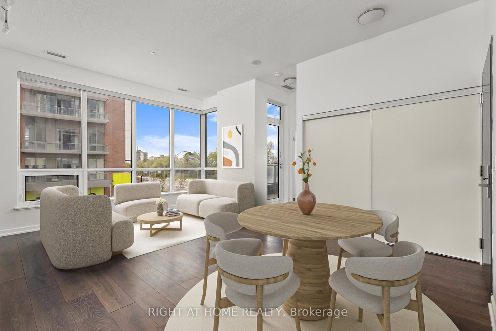 52 Forest Manor Road, Unit 108 thumbnail 4