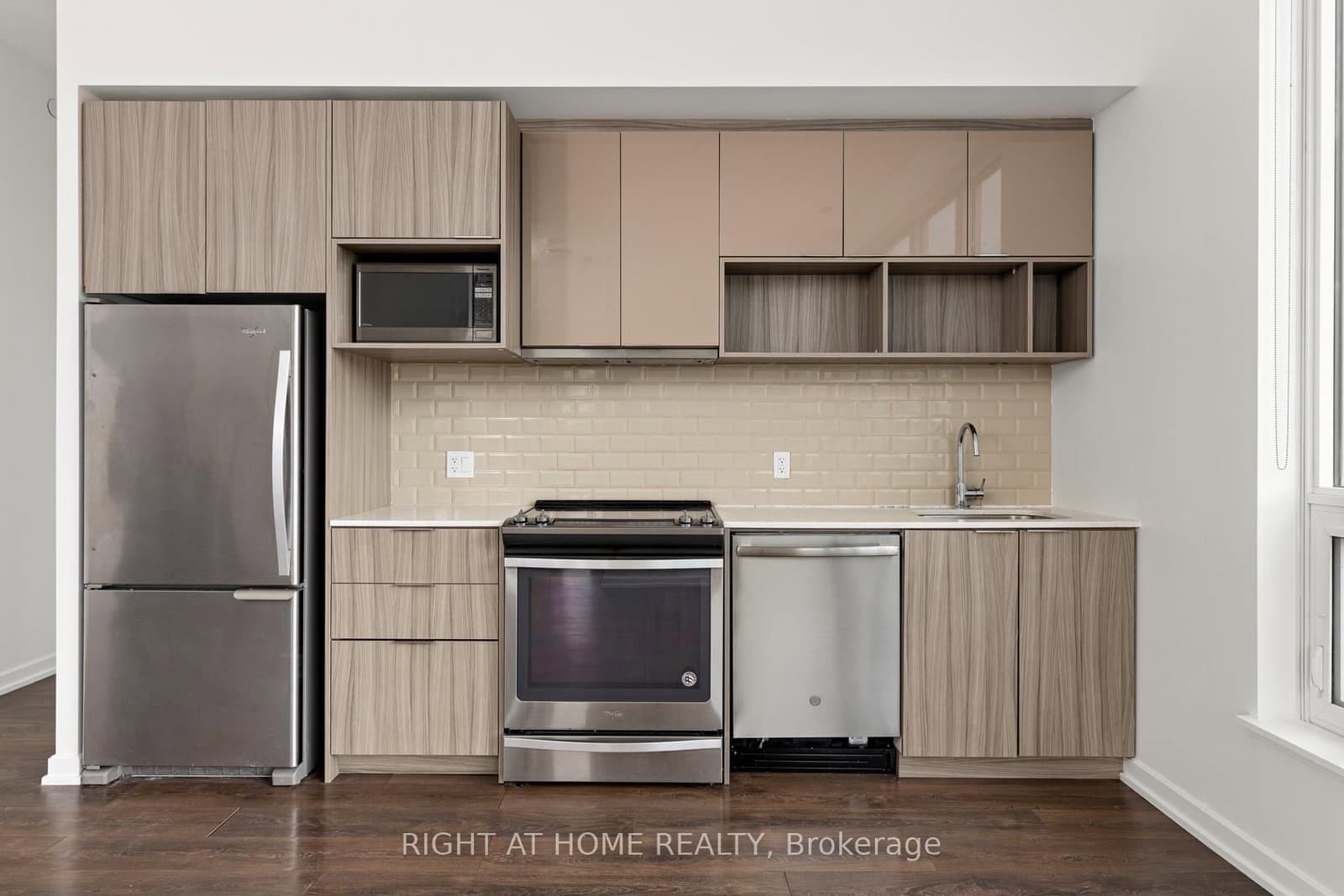 52 Forest Manor Road, Unit 108 thumbnail 7