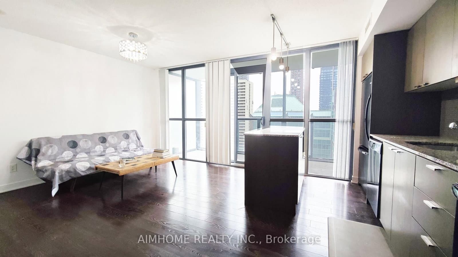 110 Charles Street E, Unit 1510 - Image 1