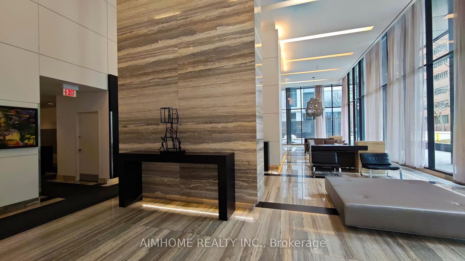 110 Charles Street E, Unit 1510 thumbnail 19