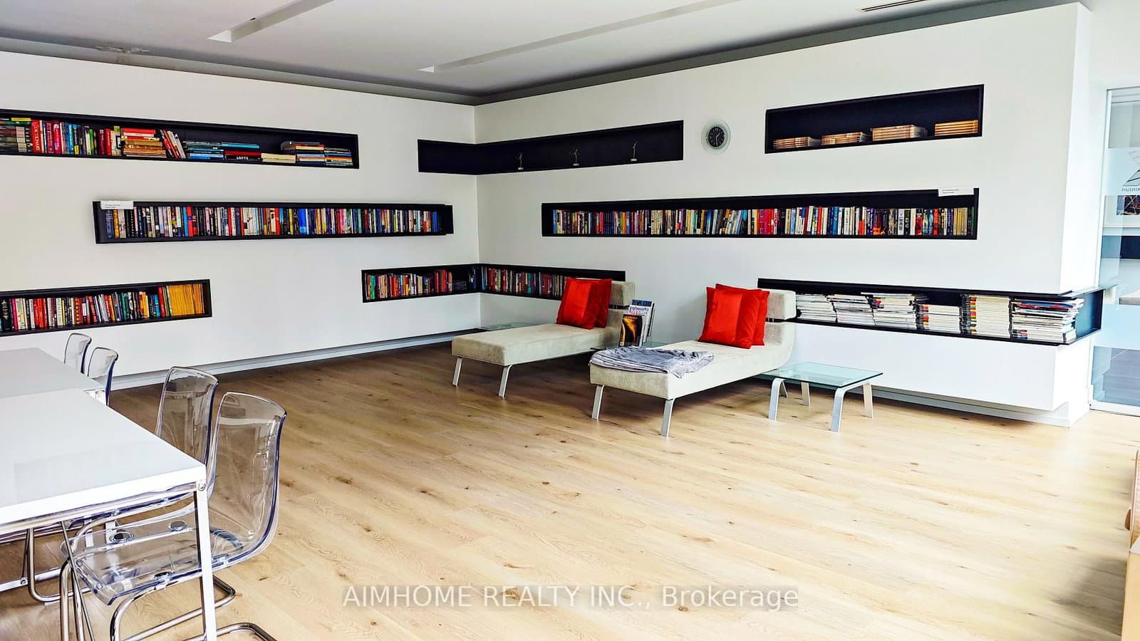 110 Charles Street E, Unit 1510 thumbnail 26