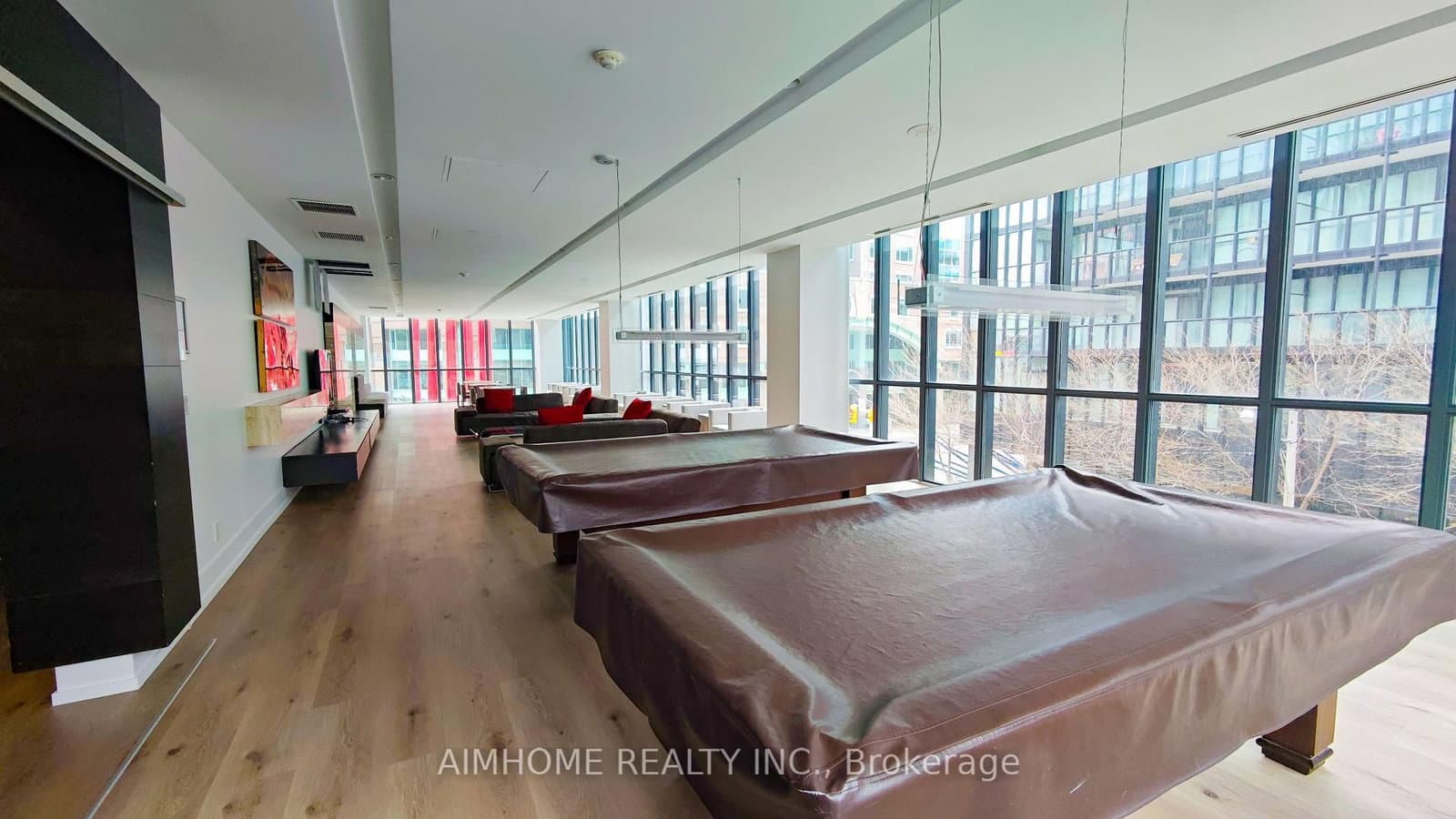 110 Charles Street E, Unit 1510 thumbnail 27