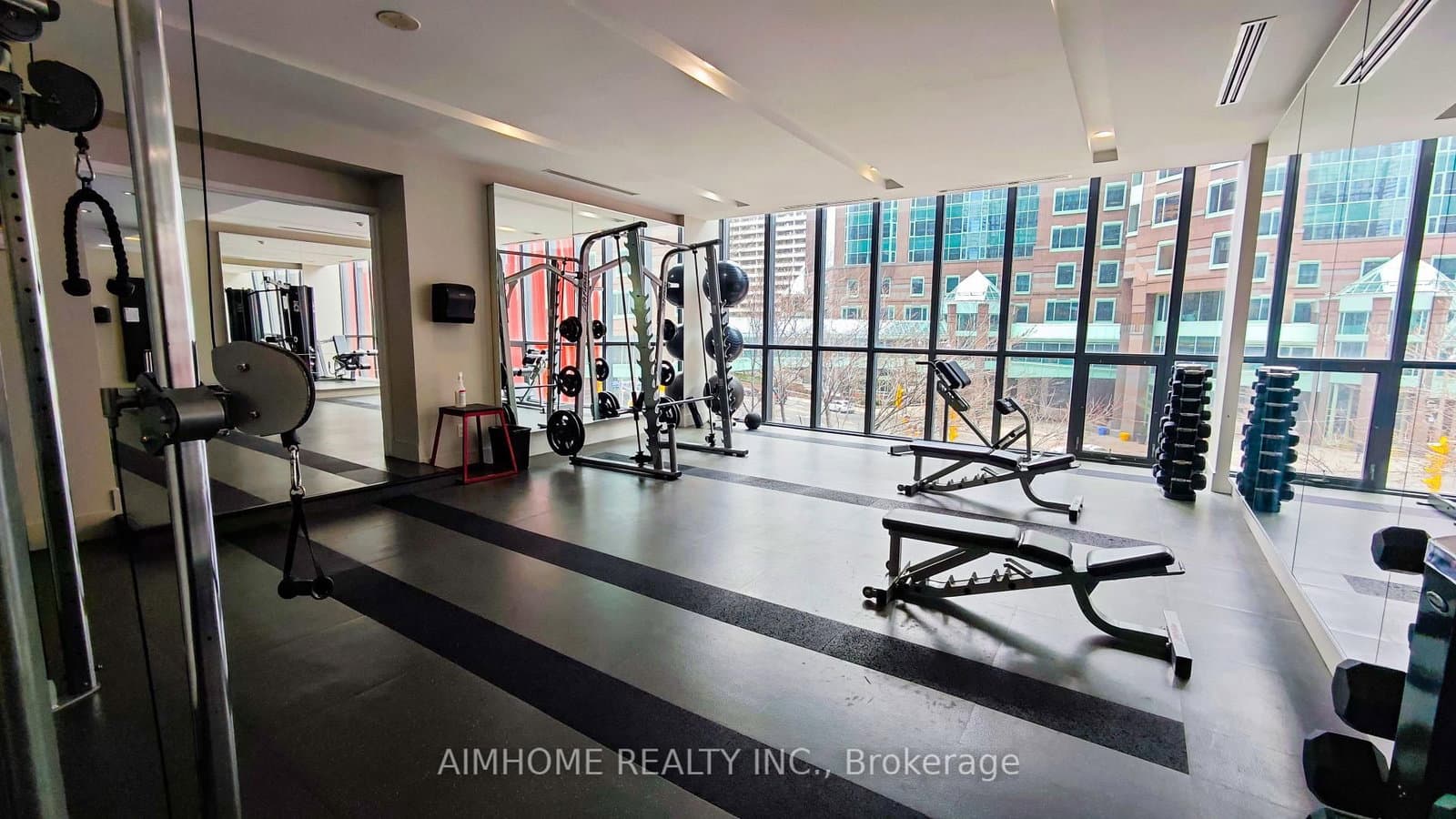 110 Charles Street E, Unit 1510 thumbnail 29