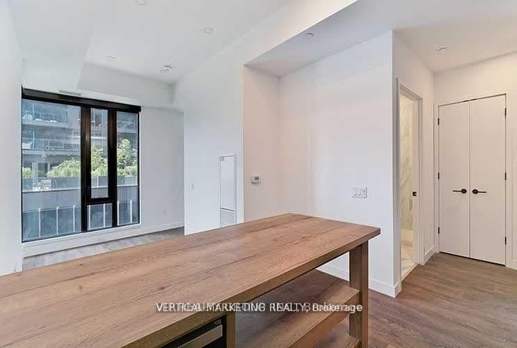 505 Richmond Street W, Unit 423 thumbnail 4