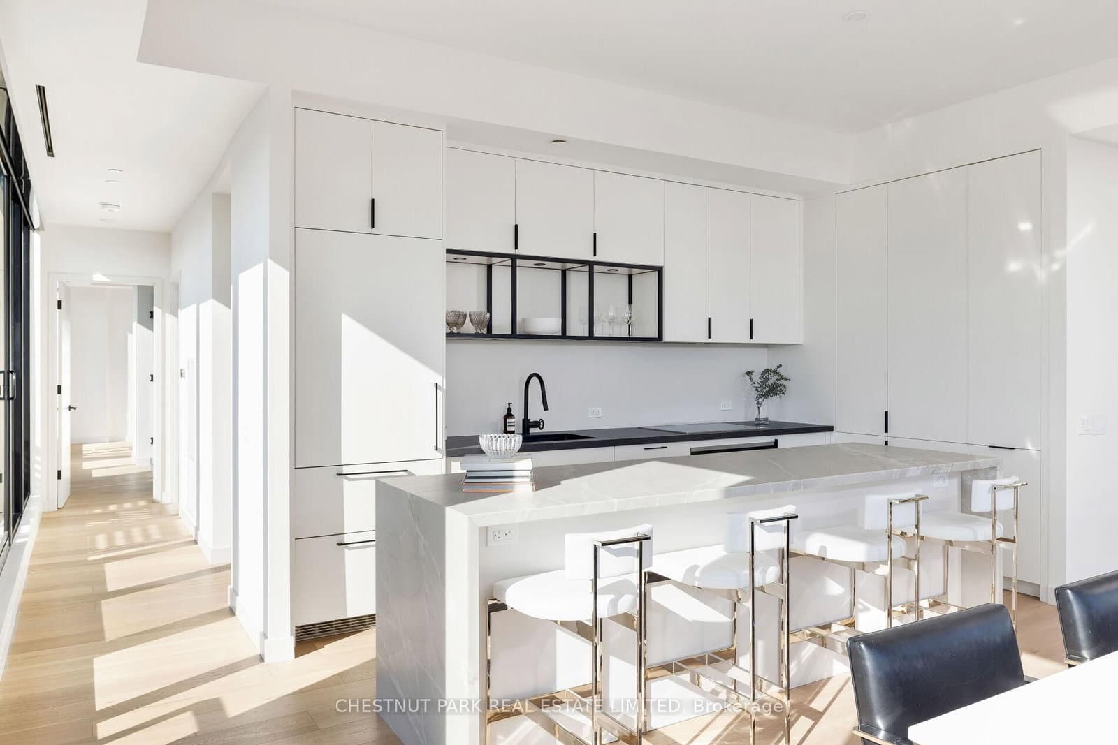 505 Richmond Street W, Unit 1311 thumbnail 18