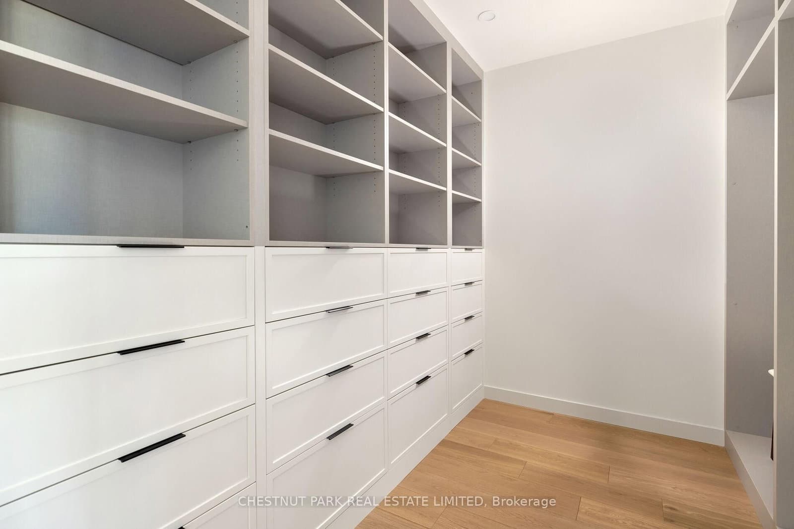 505 Richmond Street W, Unit 1311 thumbnail 37