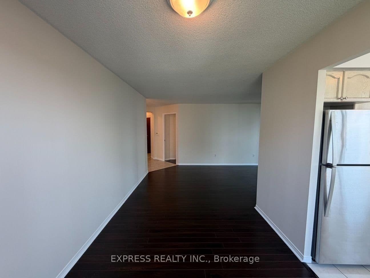 29 Pemberton Avenue, Unit 903 thumbnail 5