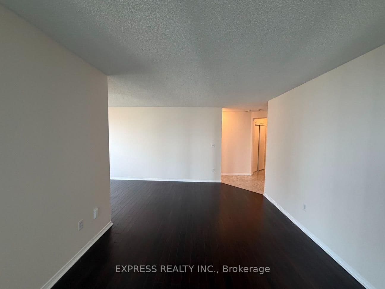 29 Pemberton Avenue, Unit 903 thumbnail 7
