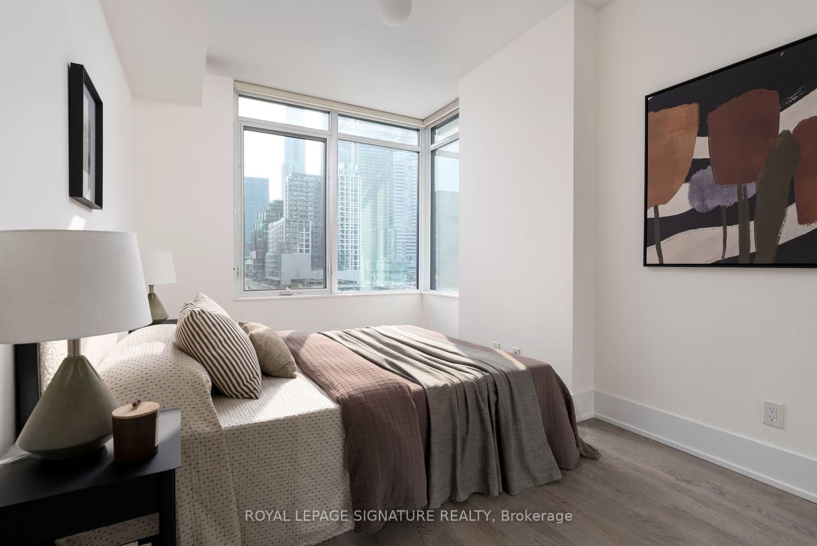 15 Merchants' Wharf, Unit 442 thumbnail 13