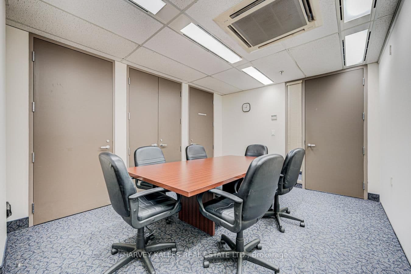 45 Sheppard Avenue E, Unit 930 thumbnail 9