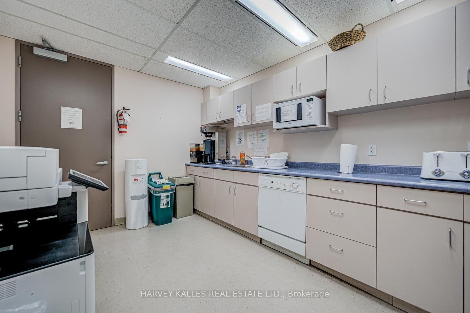 45 Sheppard Avenue E, Unit 935 thumbnail 18