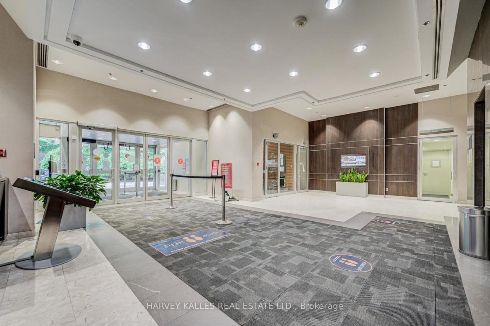 45 Sheppard Avenue E, Unit 935 thumbnail 5