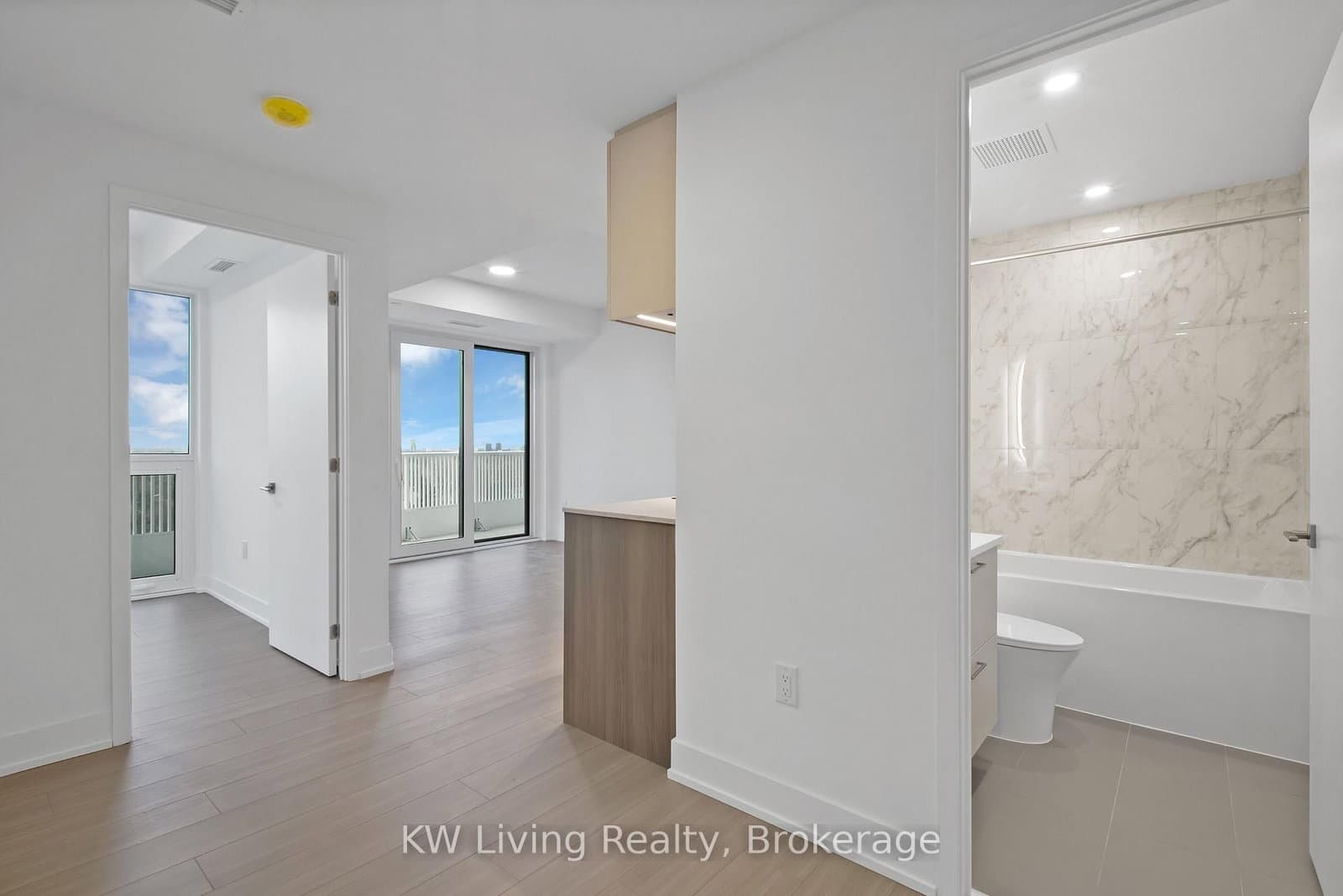 36 Olive Avenue, Unit 809 thumbnail 28