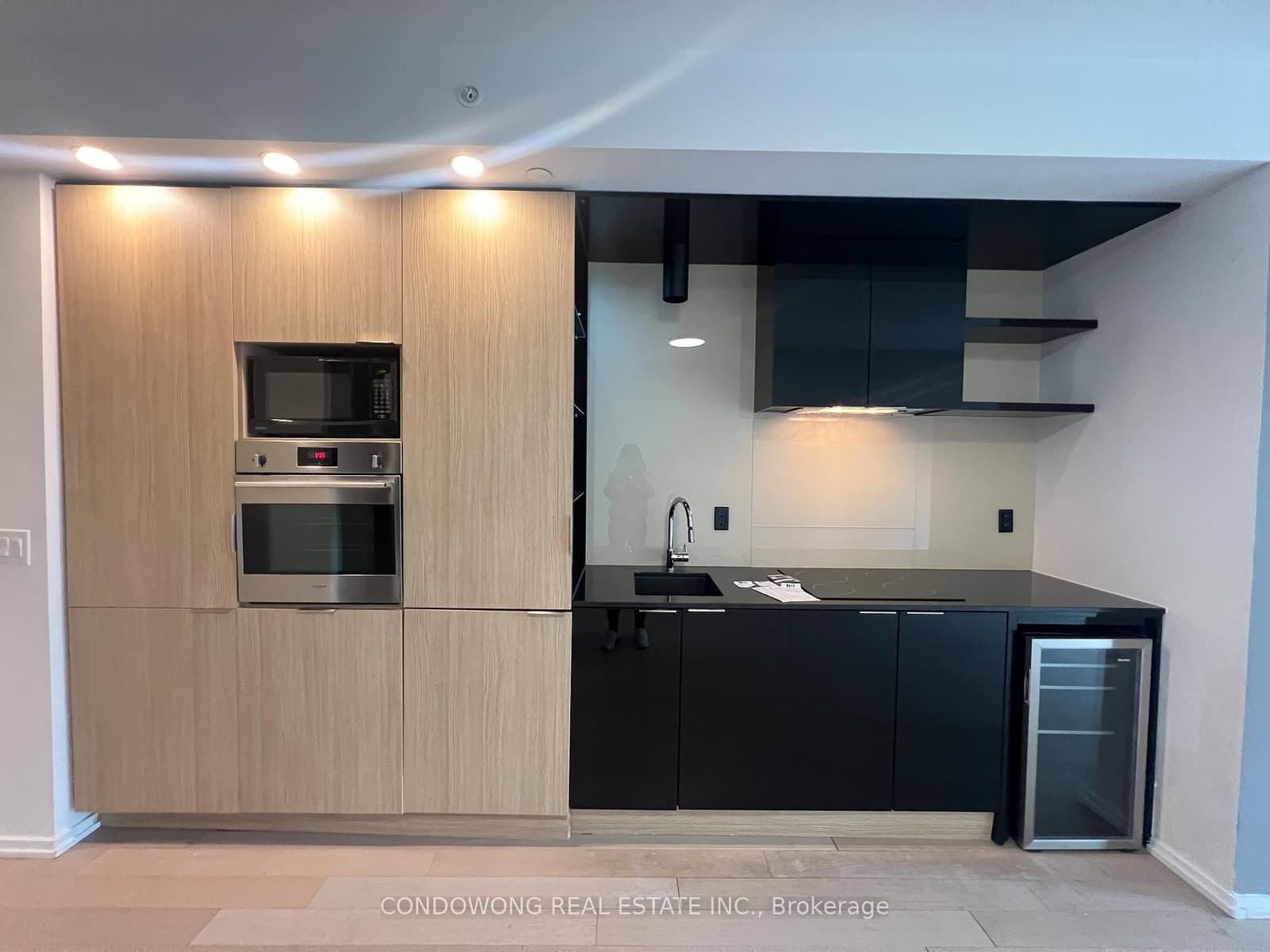 70 Temperance Street, Unit 2901 thumbnail 2