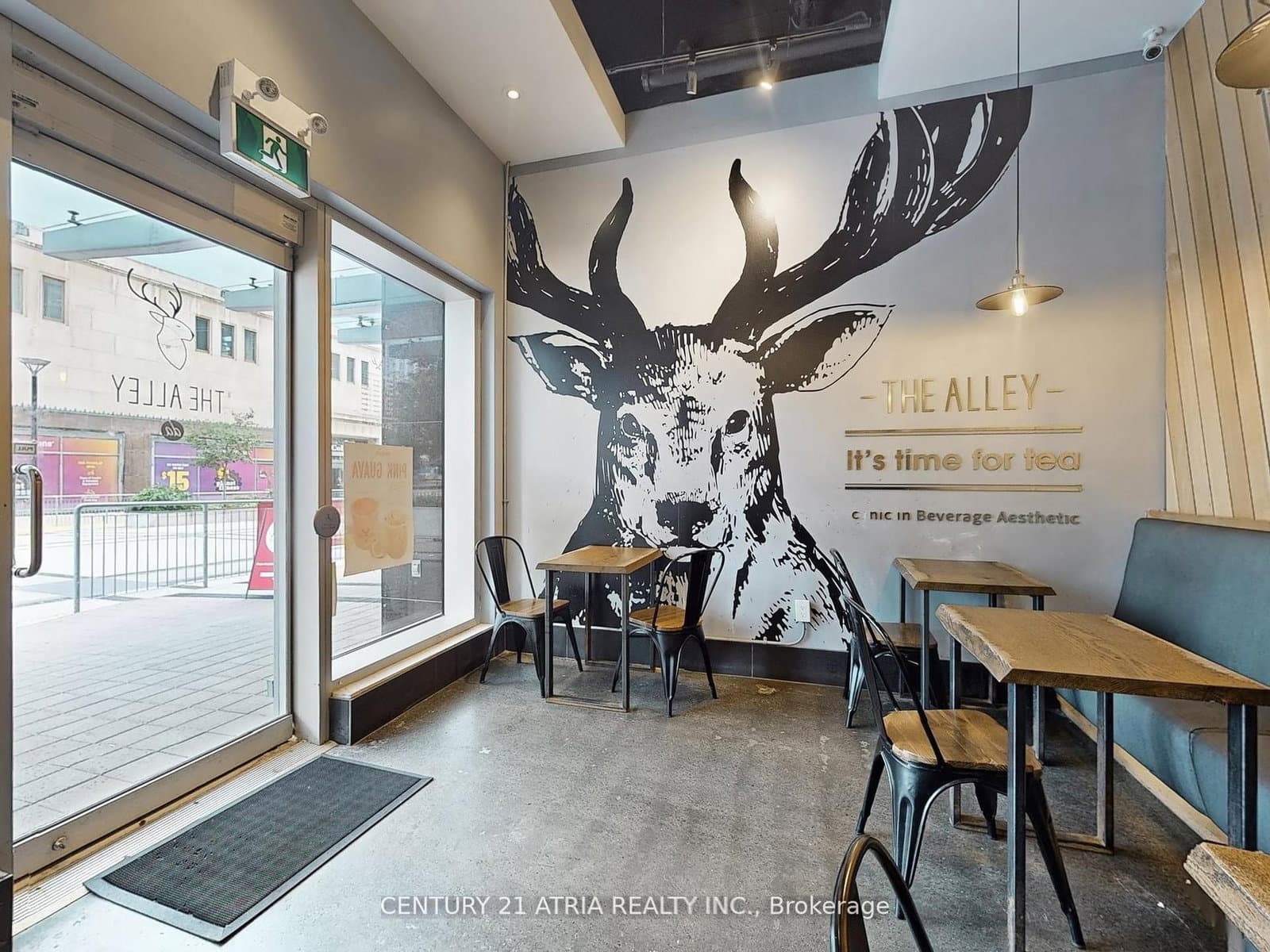 382 Yonge Street, Unit 1 thumbnail 10