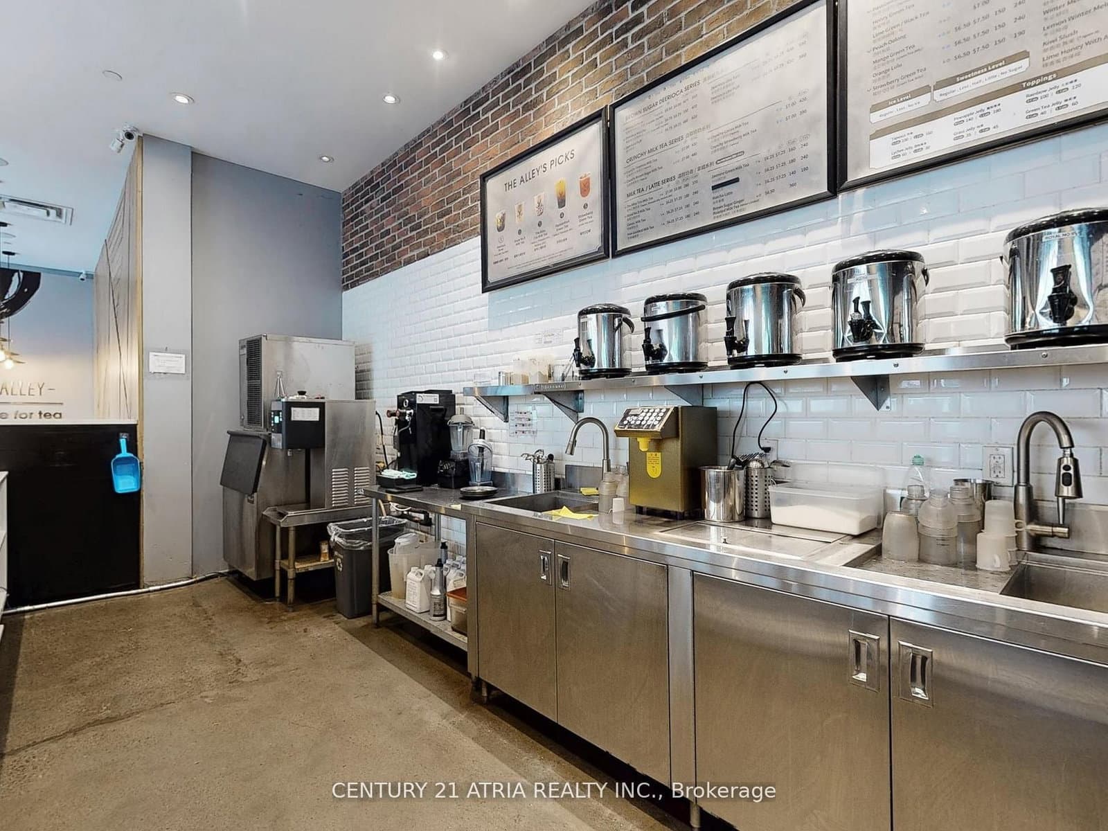 382 Yonge Street, Unit 1 thumbnail 19