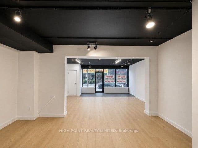 633 Queen Street W thumbnail 9