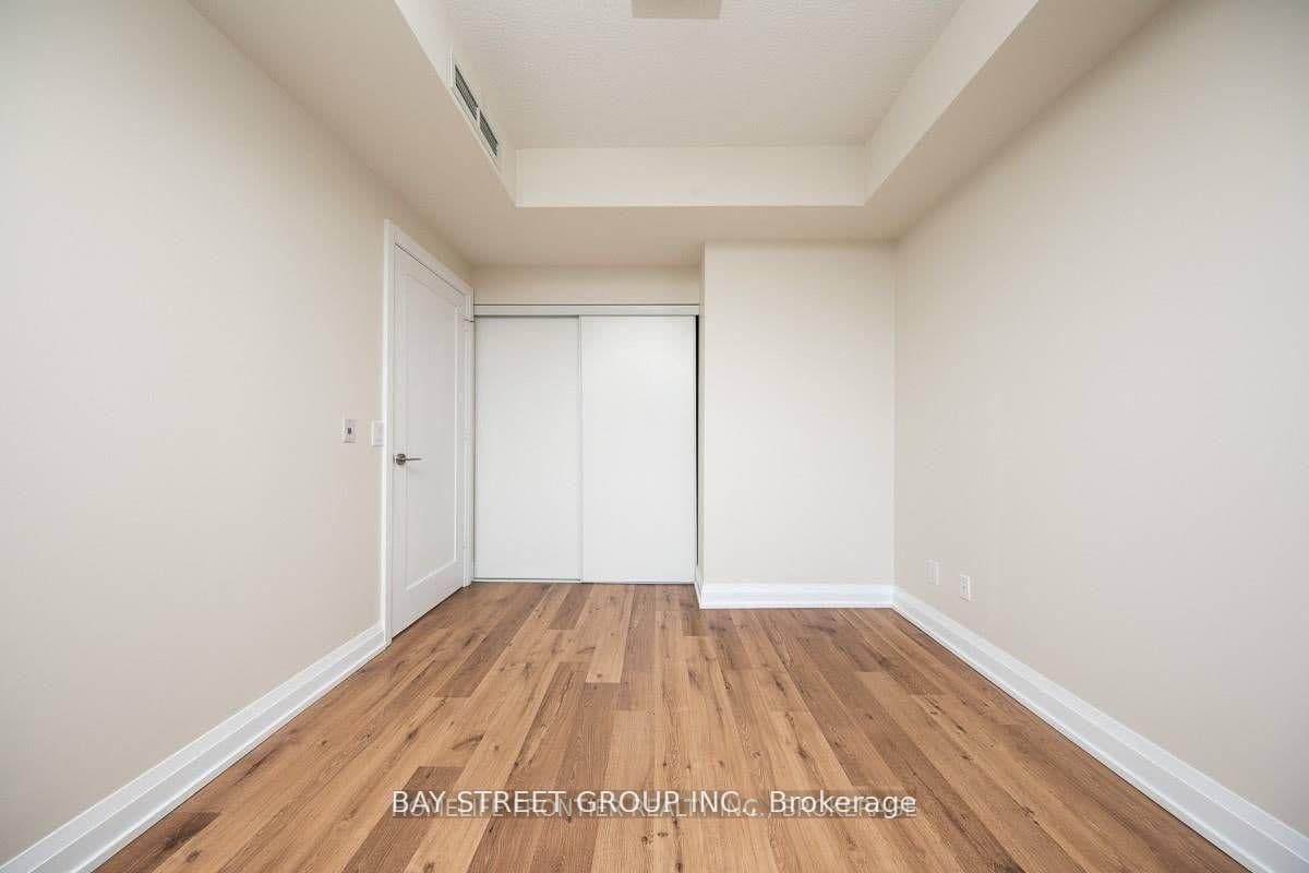 5 Sheppard Avenue E, Unit 4218 thumbnail 12