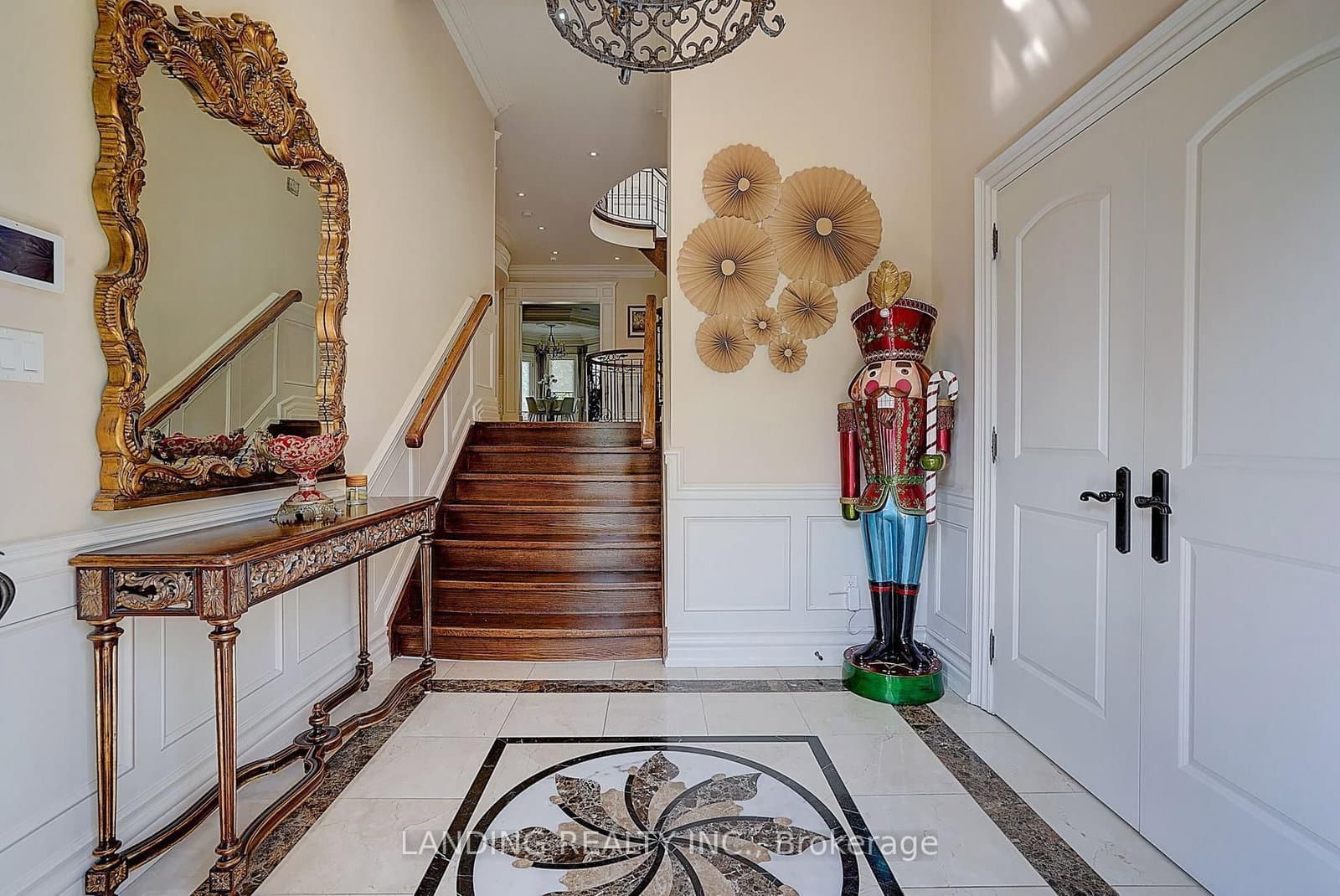 24 Abbotsford Road thumbnail 4