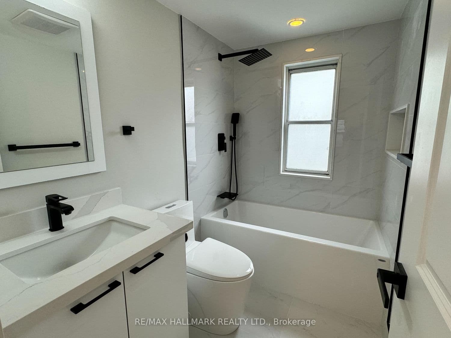 116 Bellevue Avenue, Unit Upper thumbnail 3