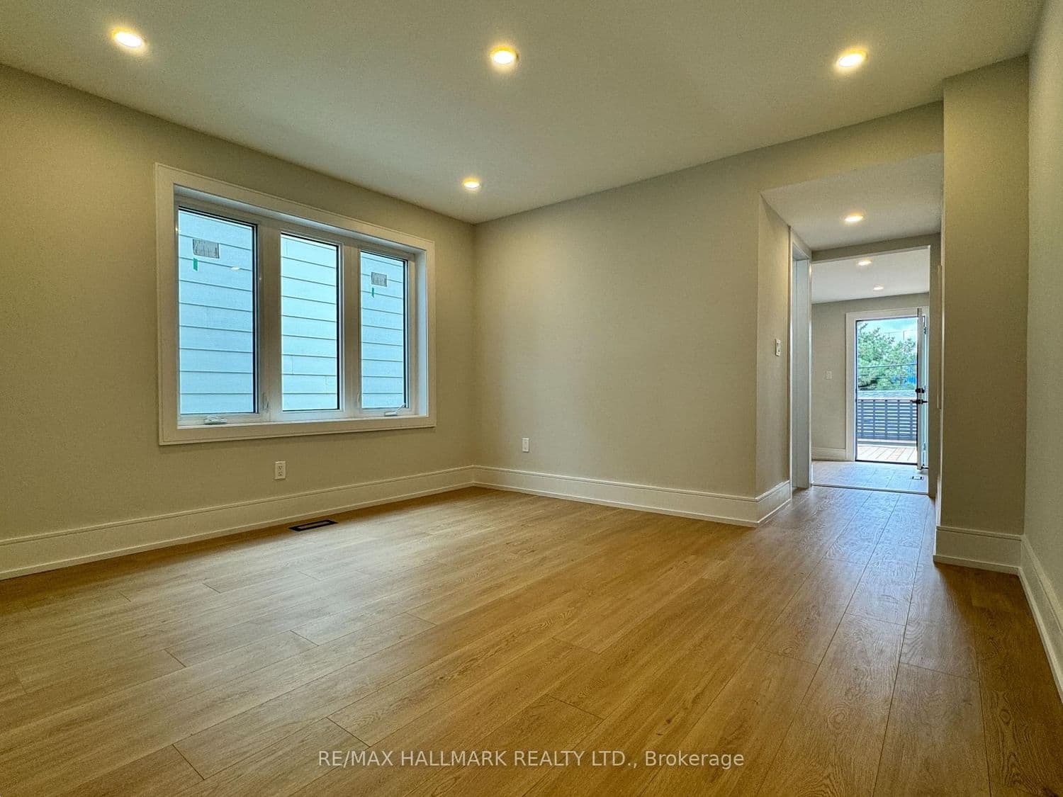 116 Bellevue Avenue, Unit Upper thumbnail 5