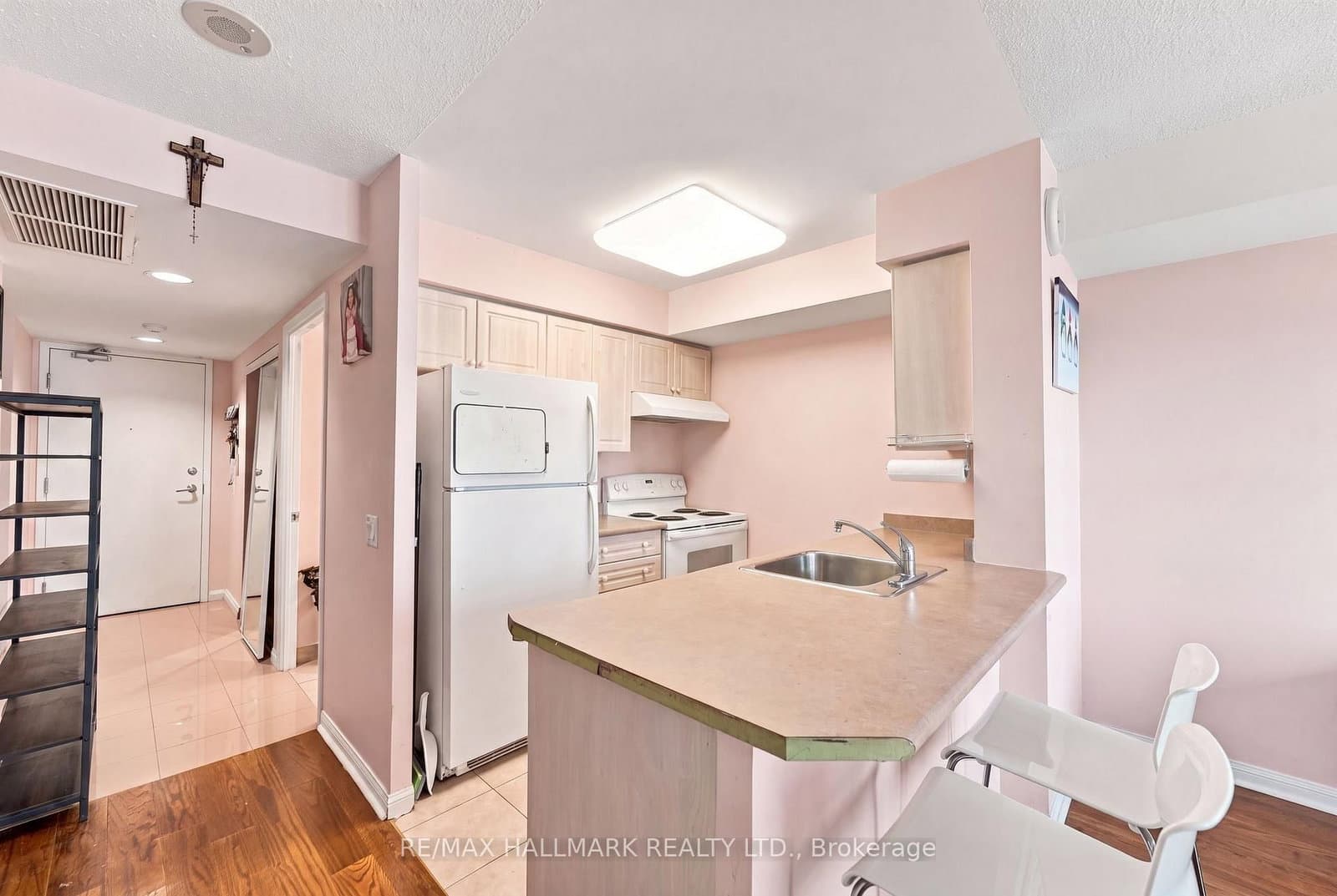 153 Beecroft Road, Unit 515 thumbnail 5