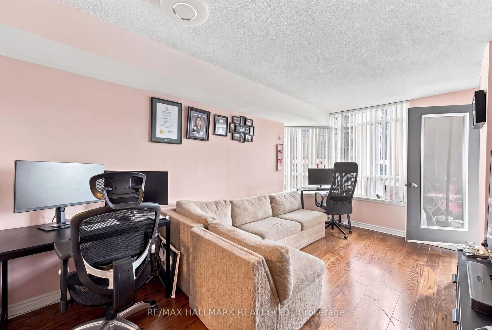 153 Beecroft Road, Unit 515 thumbnail 9