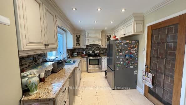 38 Marcelline Crescent thumbnail 2