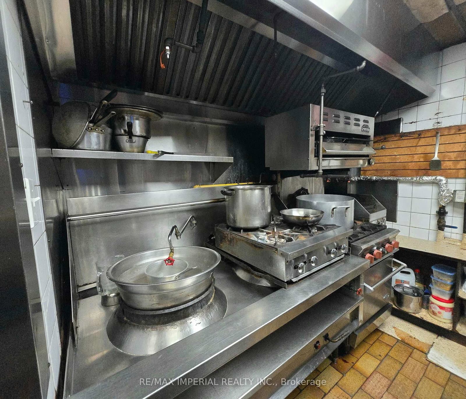 6309 Yonge Street thumbnail 11
