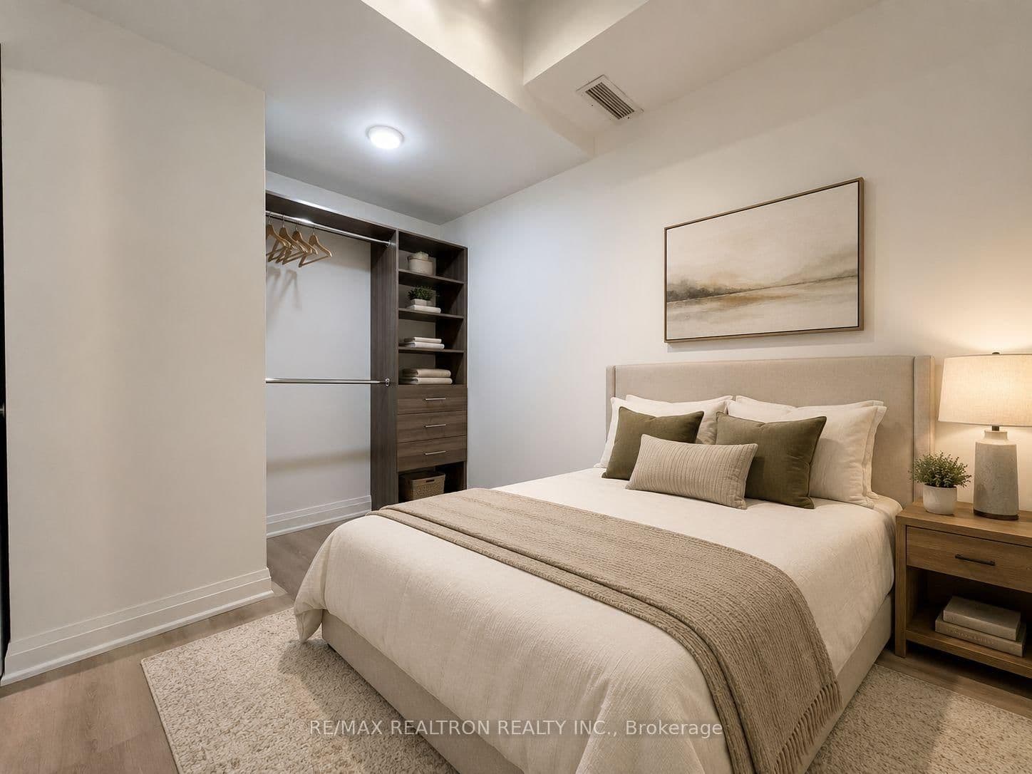8 Charlotte Street, Unit 214 thumbnail 10