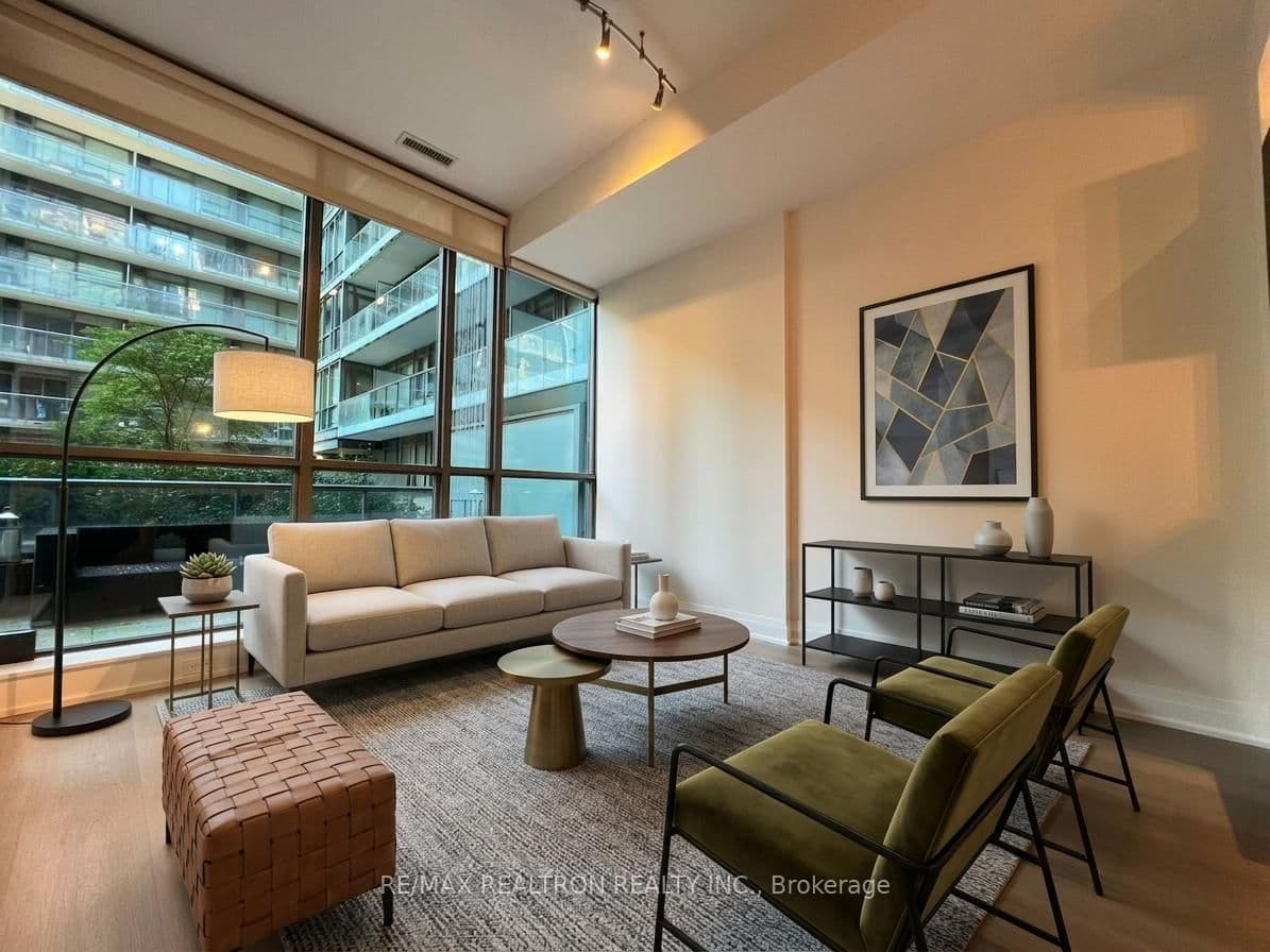 8 Charlotte Street, Unit 214 thumbnail 9