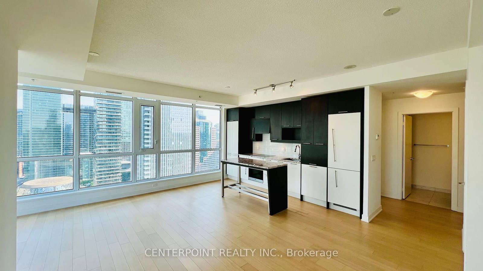 199 Richmond Street W, Unit 2803 thumbnail 3
