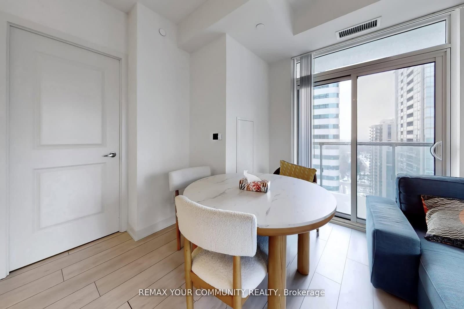 4955 Yonge Street, Unit 2117 thumbnail 13