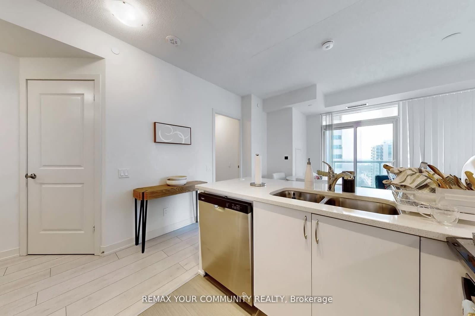 4955 Yonge Street, Unit 2117 thumbnail 17