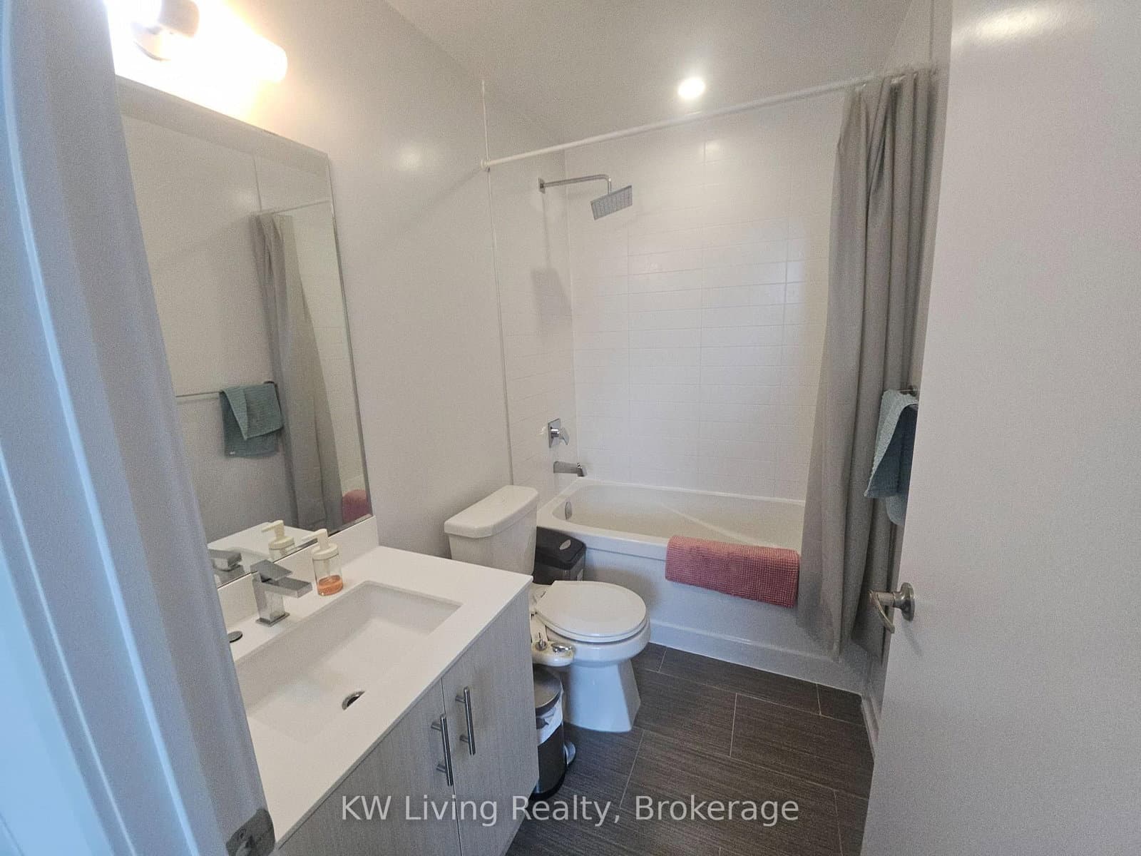 10 Willison Square, Unit 810 thumbnail 7