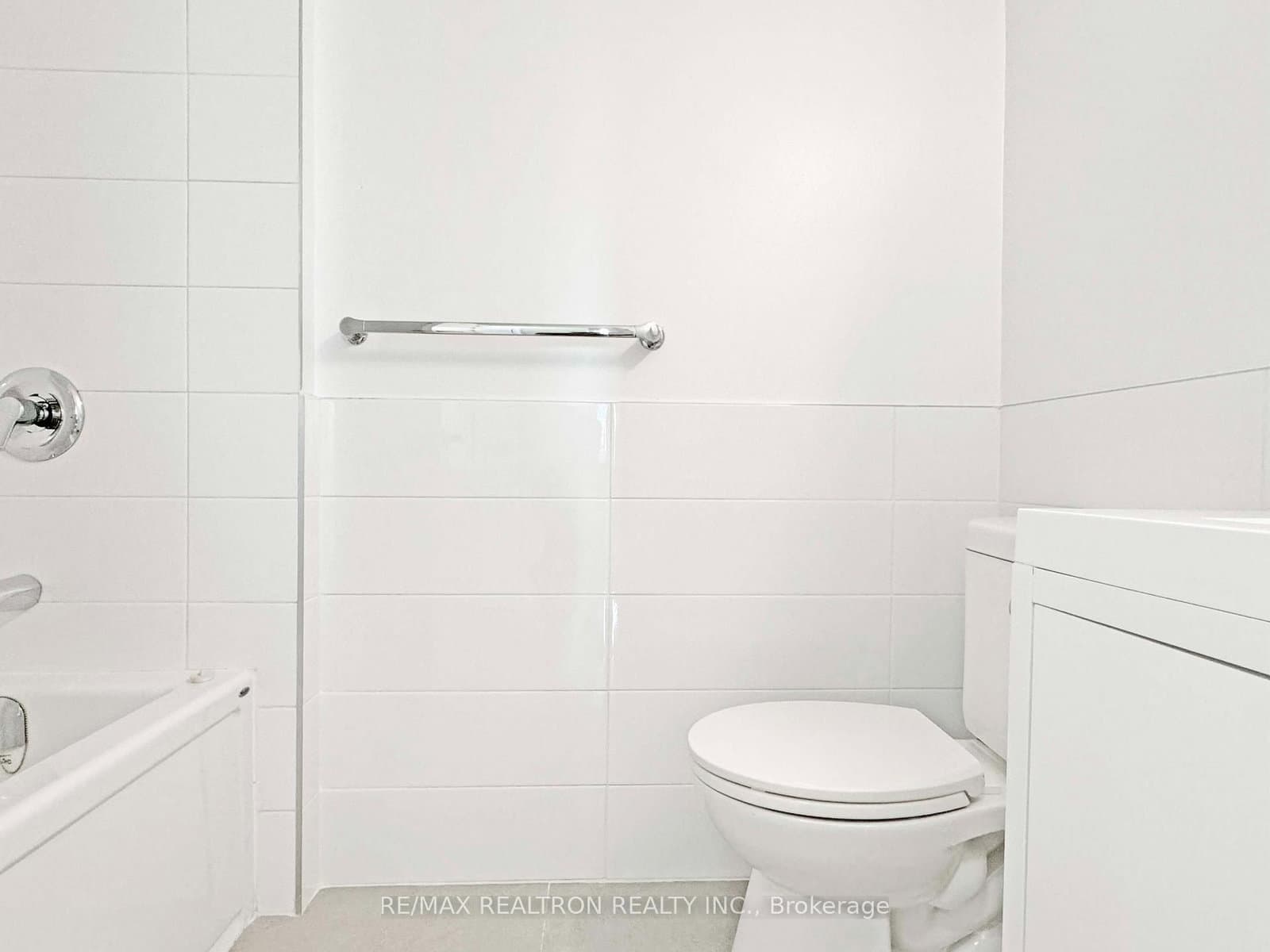 10 Shallmar Boulevard, Unit 607 thumbnail 15
