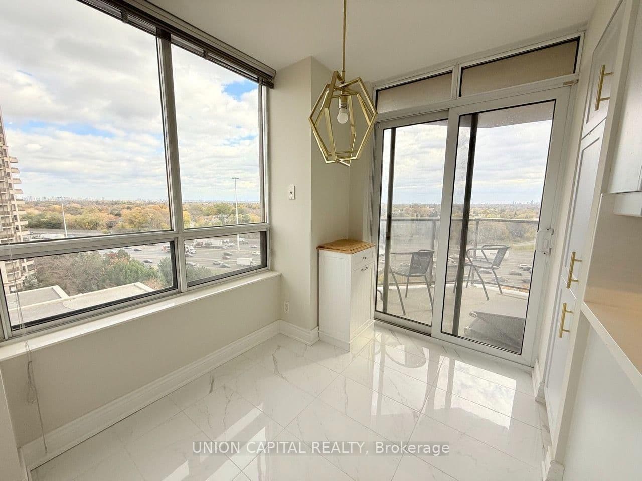 78 Harrison Garden Boulevard, Unit 1007 thumbnail 22