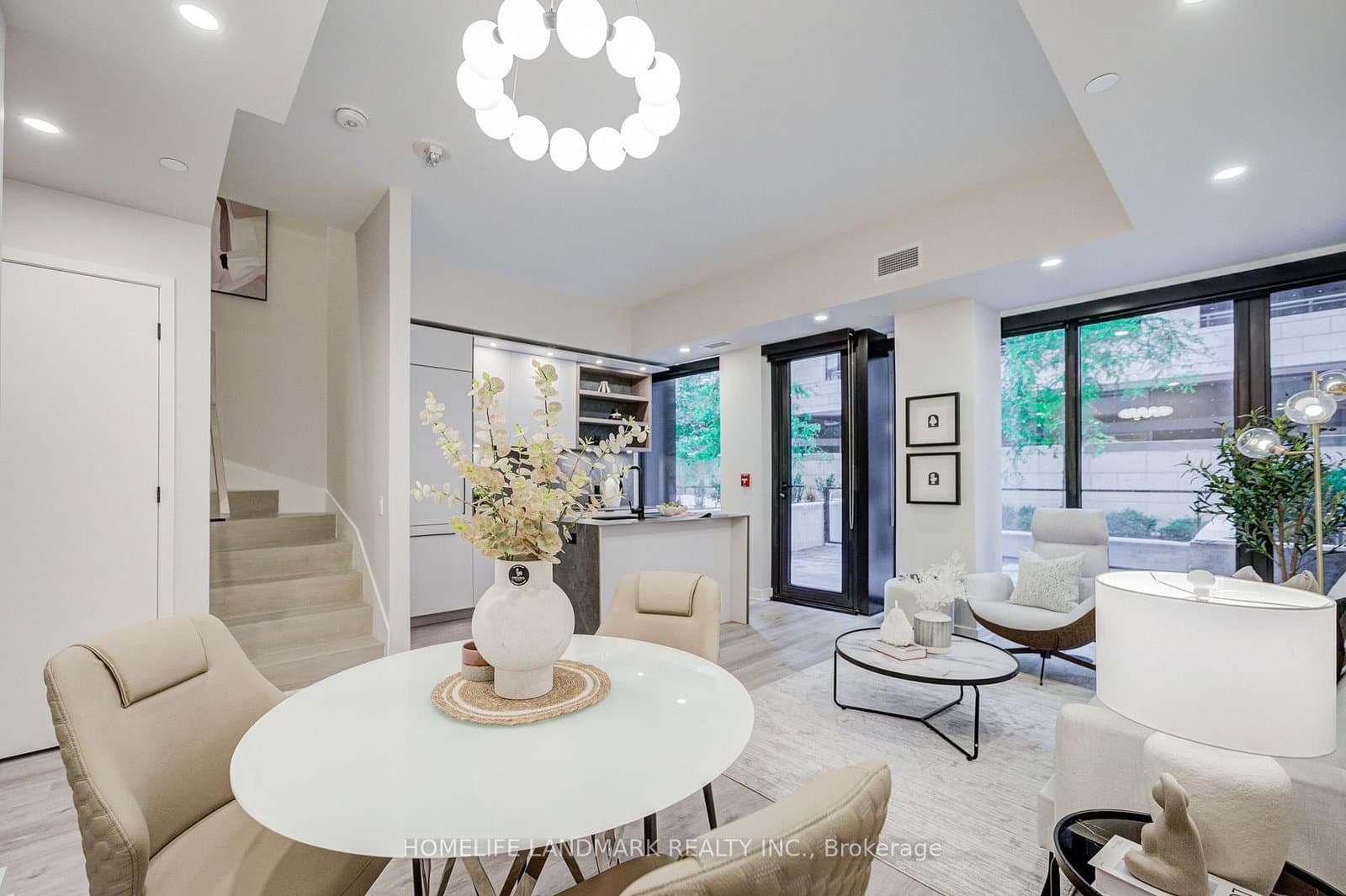 55 Charles Street E, Unit TH05 thumbnail 4