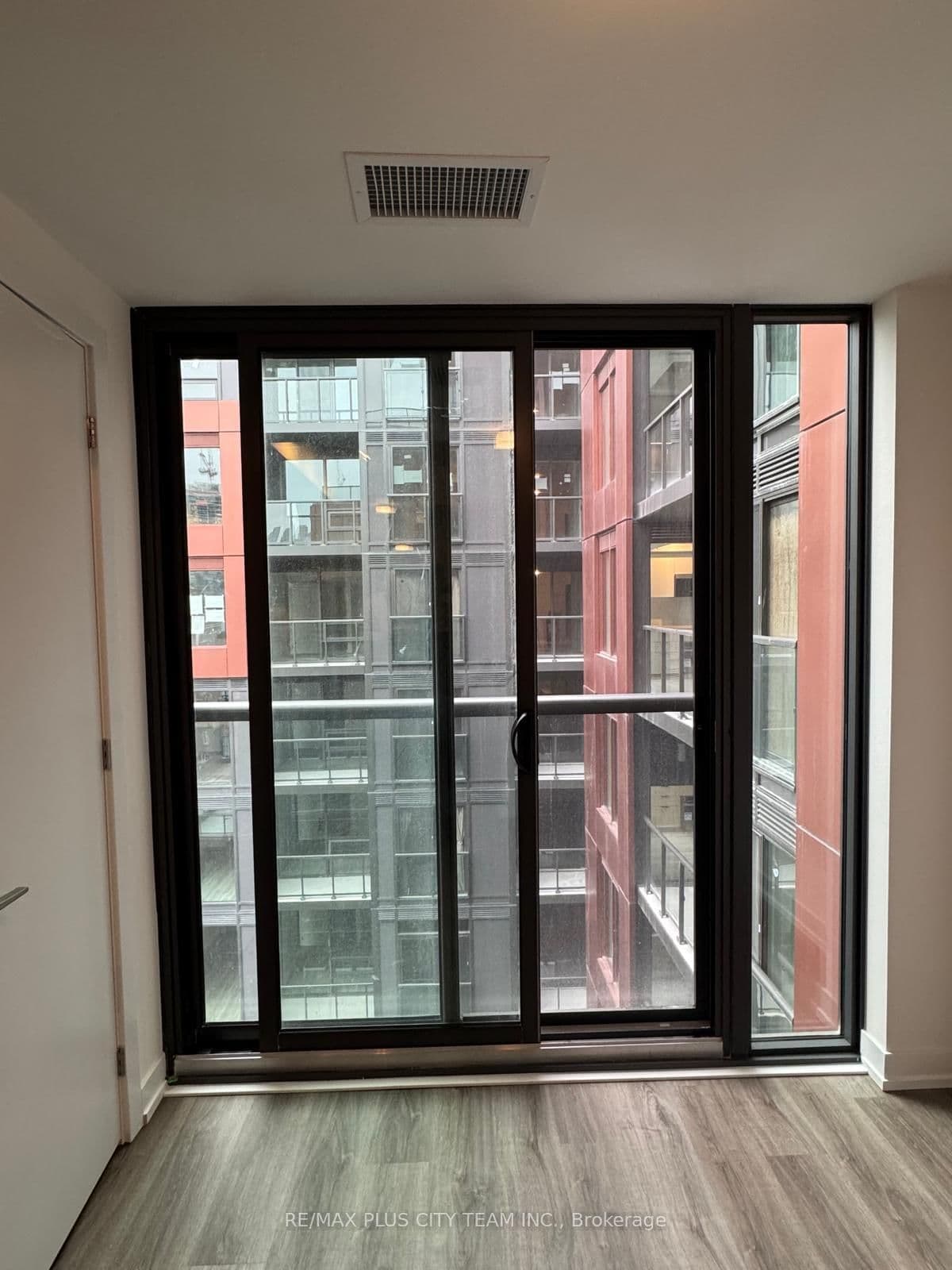 28 Eastern Avenue, Unit 926 thumbnail 10
