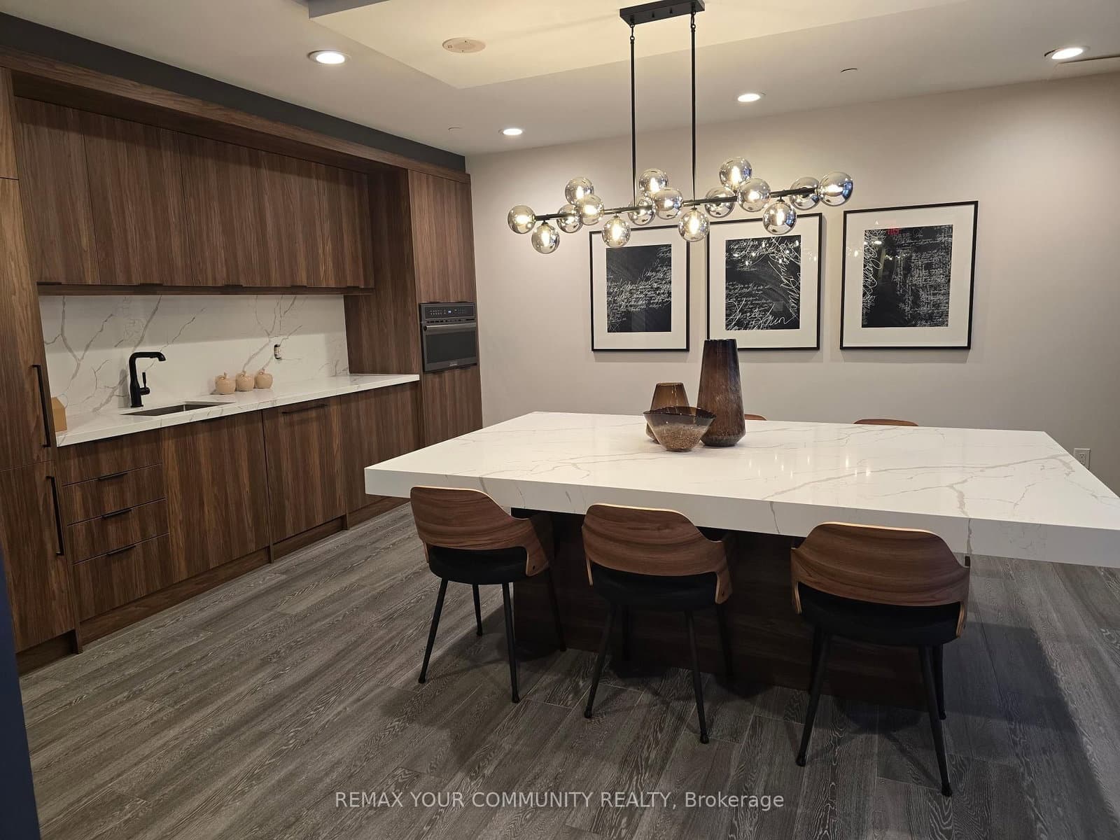 105 George Street, Unit 1412 thumbnail 35