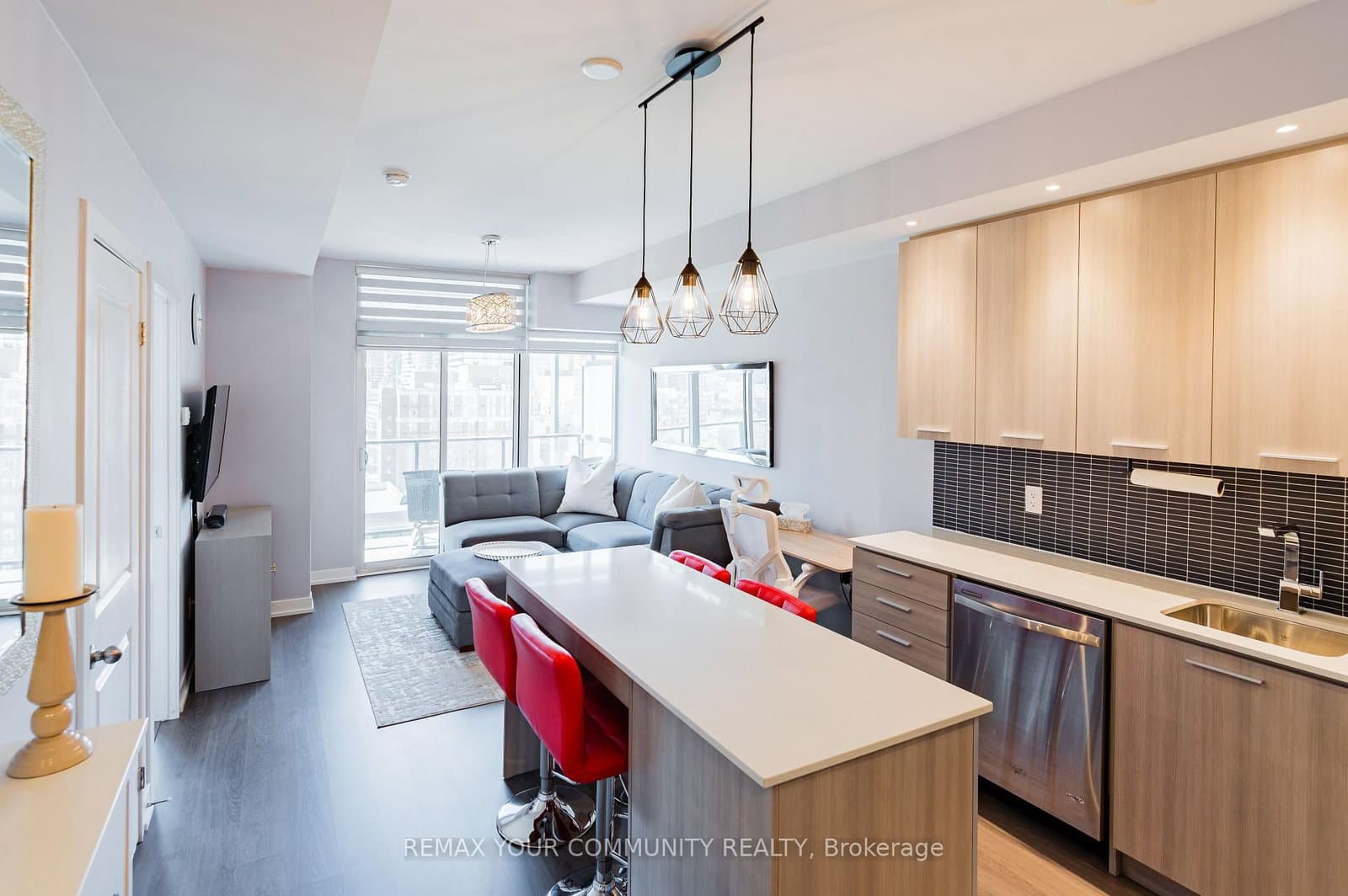 105 George Street, Unit 1412 thumbnail 7