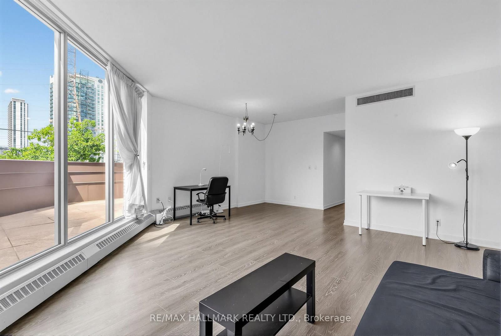 3 Duplex Avenue, Unit 102 thumbnail 10