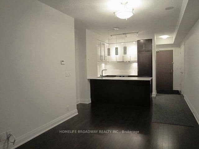 21 Clairtrell Road, Unit 401 thumbnail 3