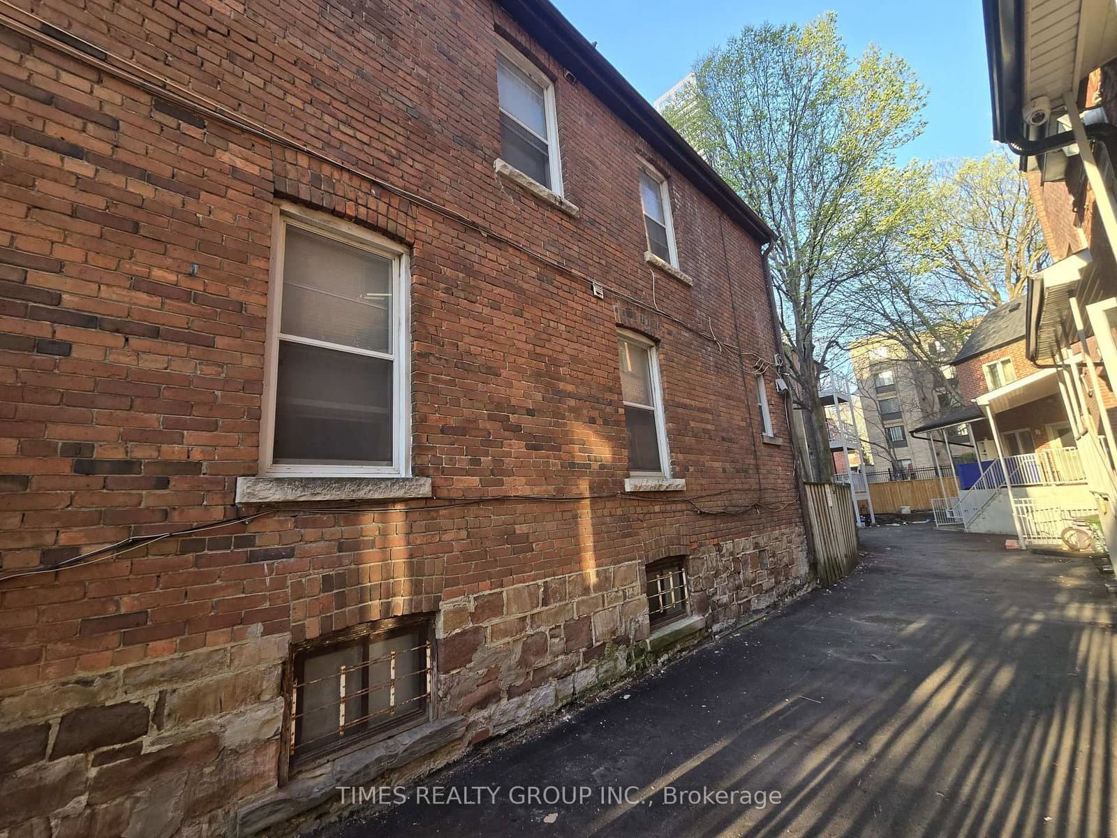 66-66A-68 Pembroke Street thumbnail 4
