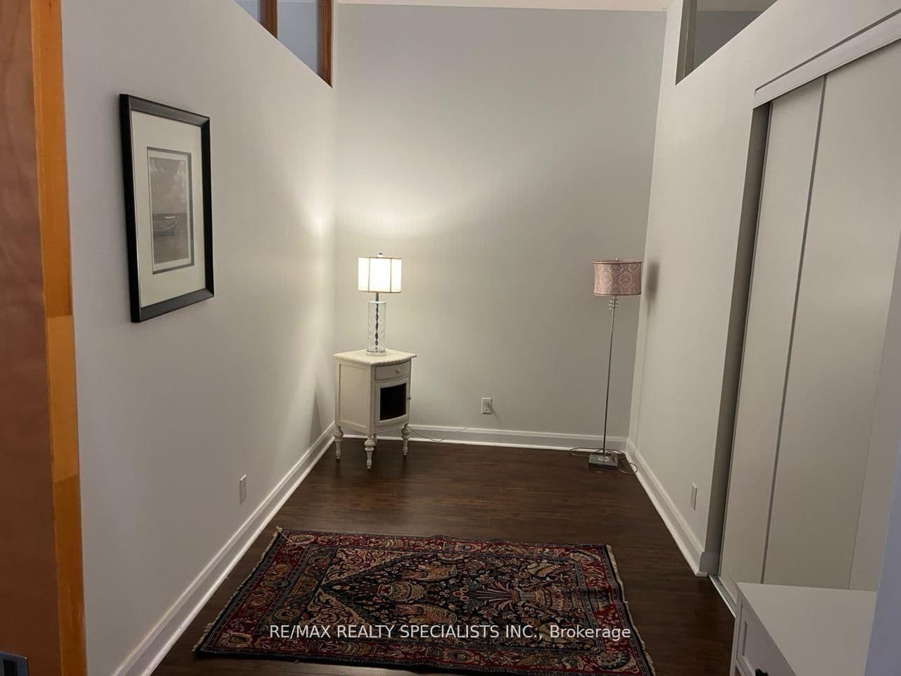 700 King Street W, Unit 519 thumbnail 13