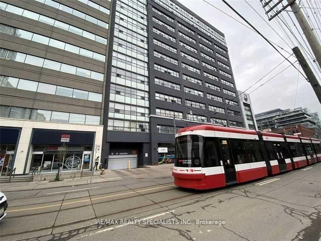 700 King Street W, Unit 519 thumbnail 2